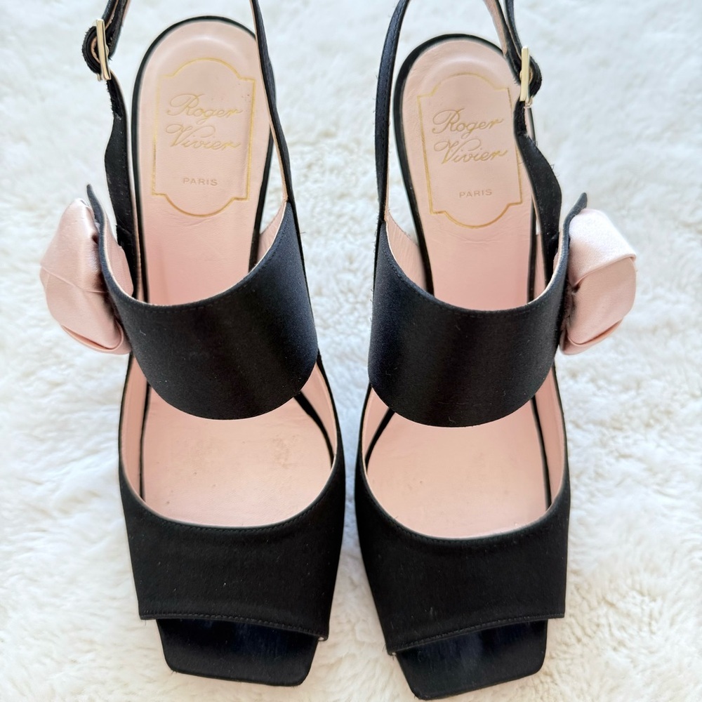 Roger Vivier Rose High Heel Sandals size 38 EU Authentic - Picture 3 of 10